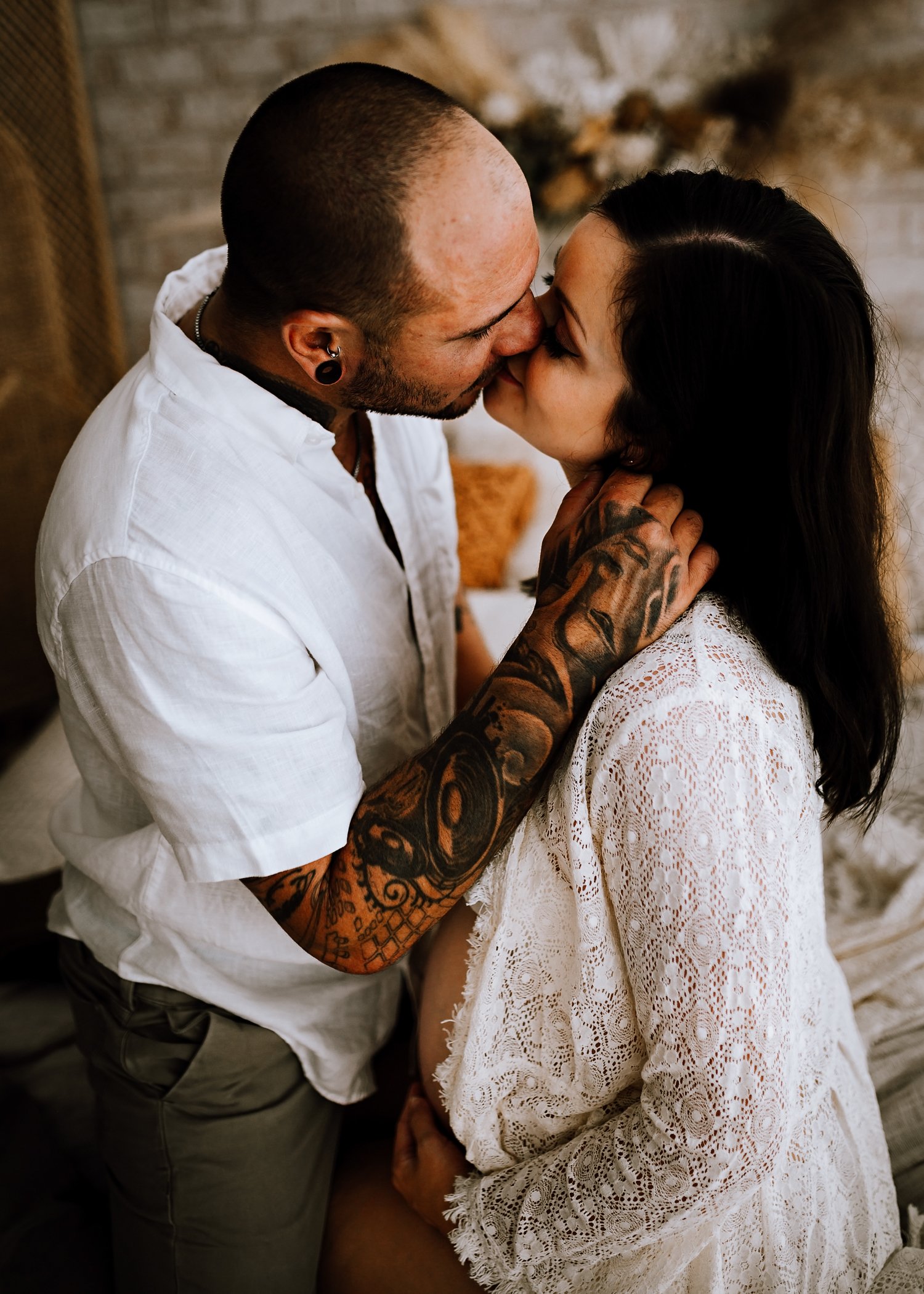 Romantic maternity photography in Bundaberg